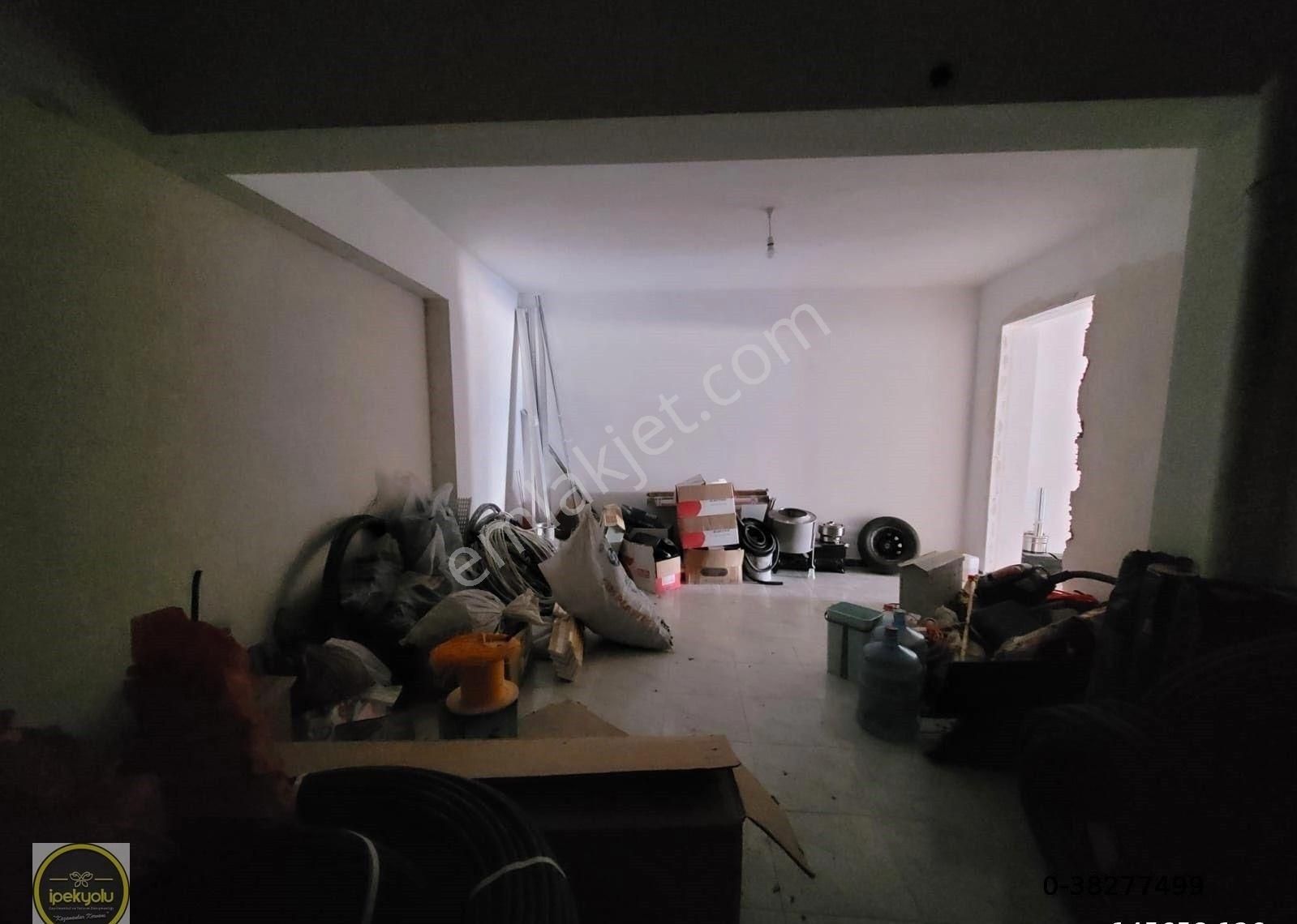 İpekyolu Gayrimenkul'den Kurtuluş'ta120m2 Satılık İşyeri - Görsel 24