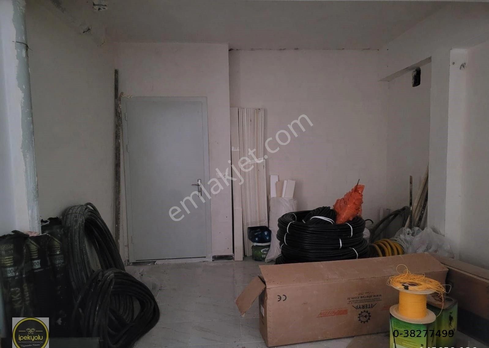 İpekyolu Gayrimenkul'den Kurtuluş'ta120m2 Satılık İşyeri - Görsel 14