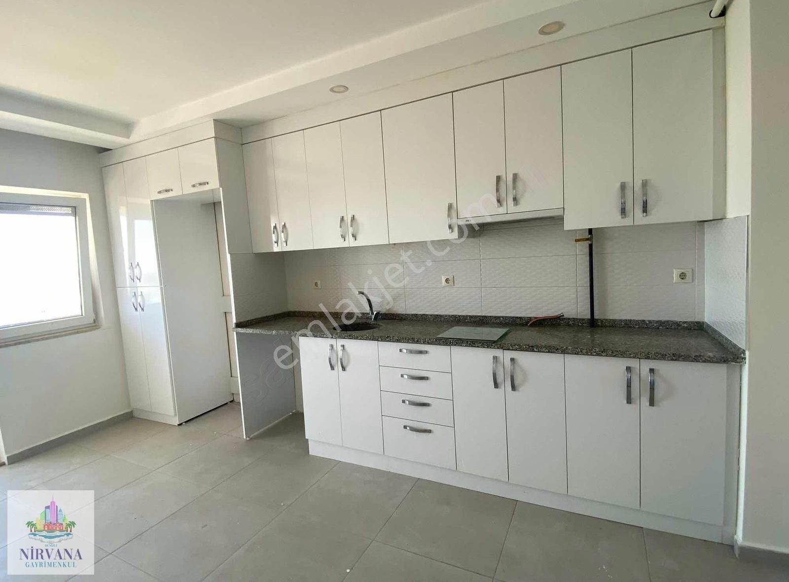 Selçukbey Mah. Muhtarlığa Çok Yakın Satılık Komple Bina - Görsel 11