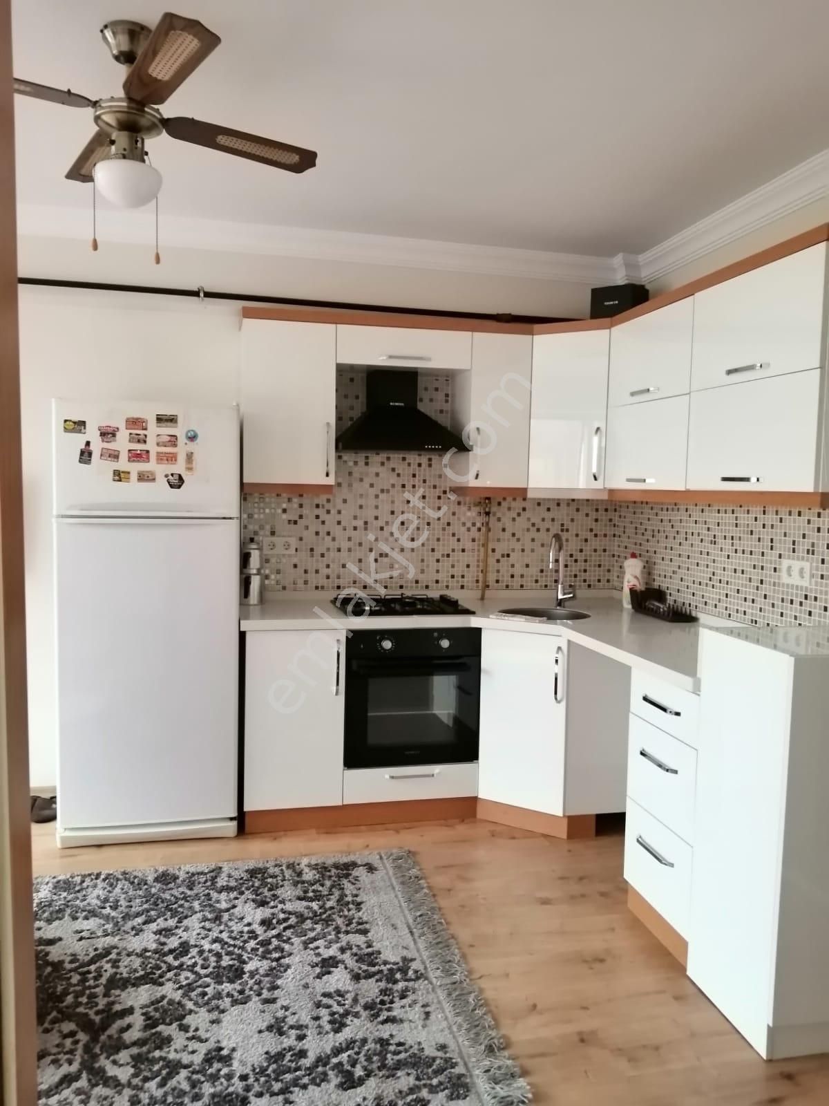 Menemen Çarşı Günlük Kiralık Apart Ev - Görsel 9