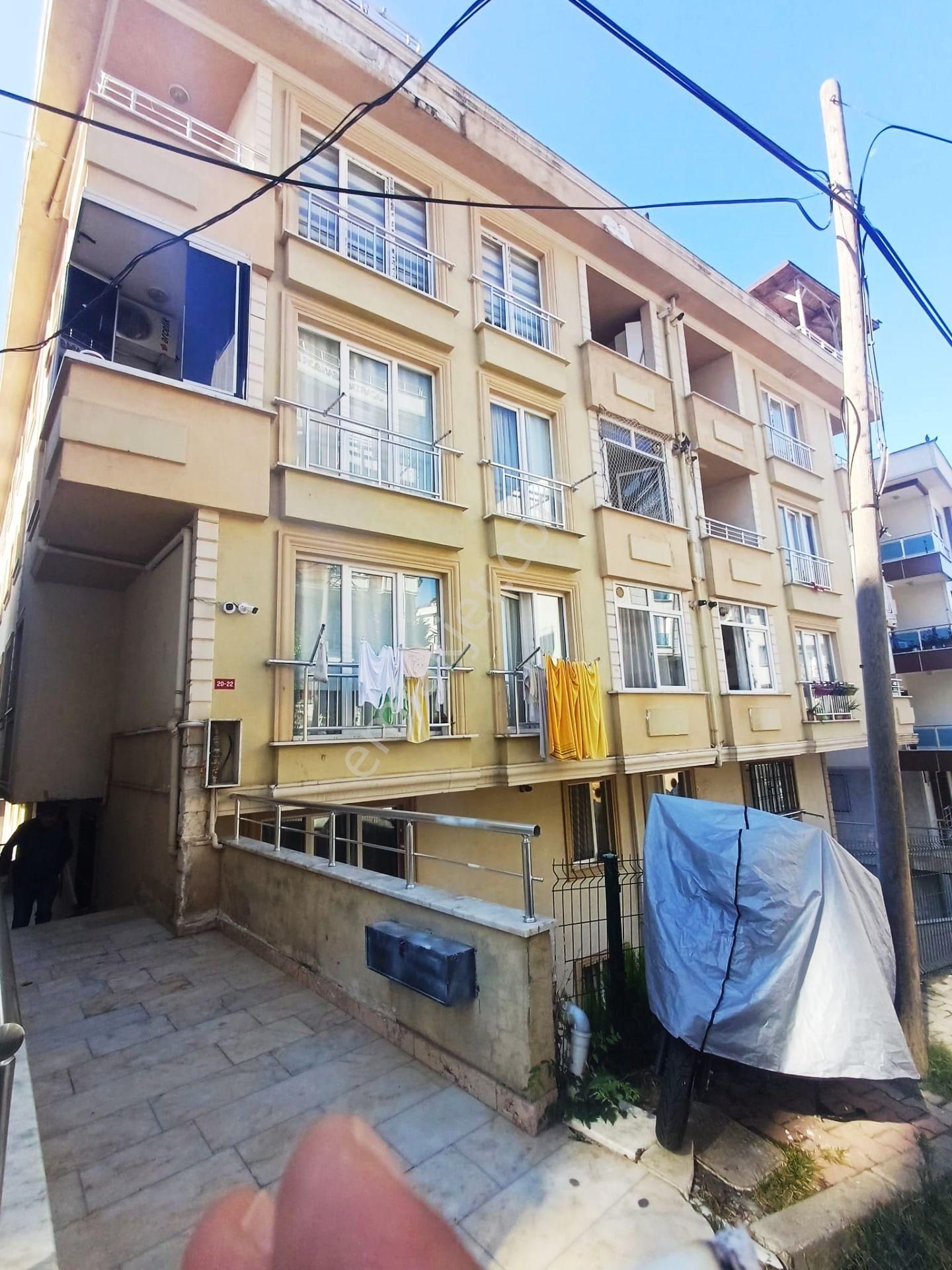 İstanbul Sancaktepe Hastaneye Yakın Kiralık Daire  Mertcan dan Fathi Mah Ebeveyn Banyolu 4+1 Teraslı Kiralık Dubleks