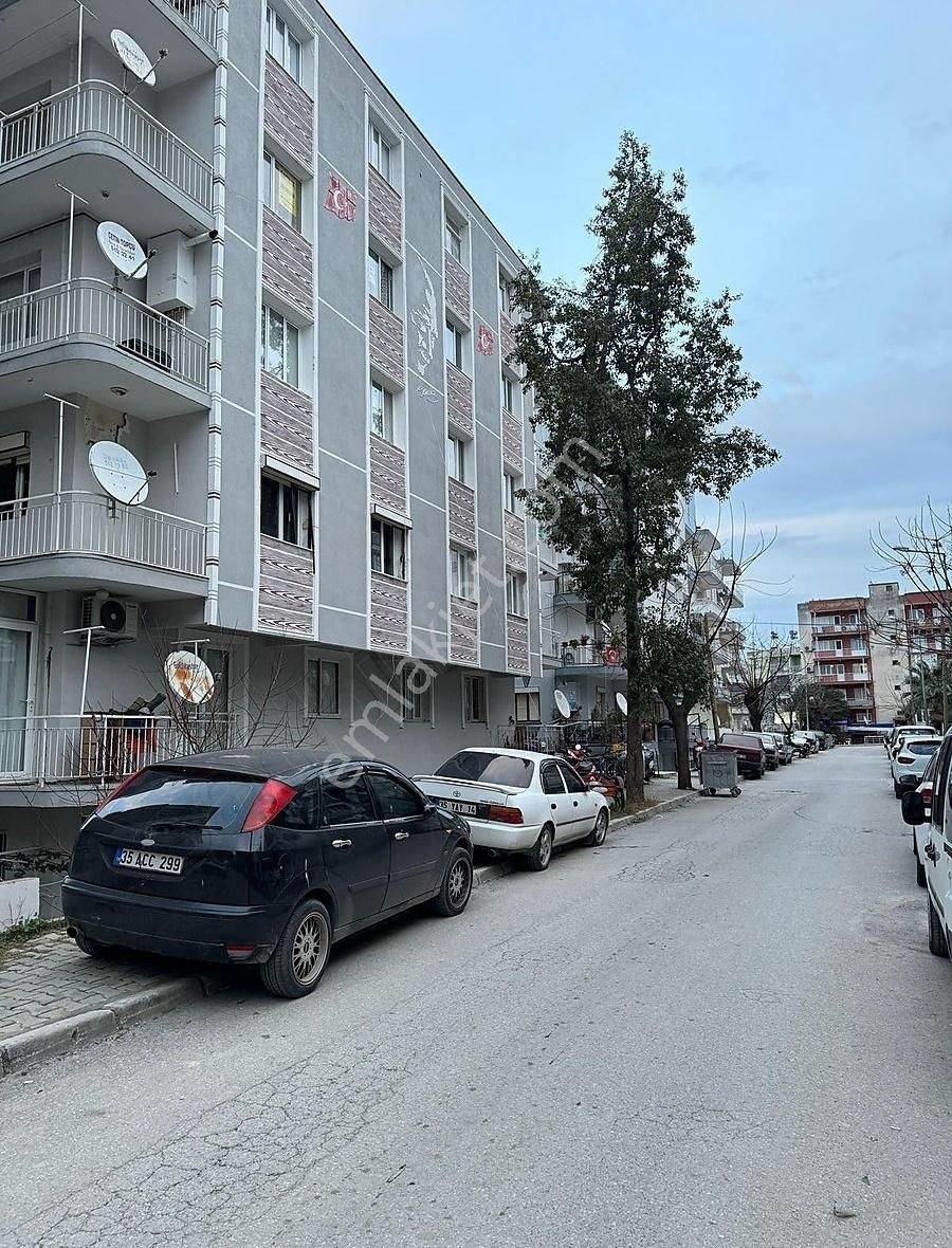 Tire Hürriyet Satılık Daire GÜLEÇ GAYRİMENKULDEN SATILIK 3+1 DAİRE