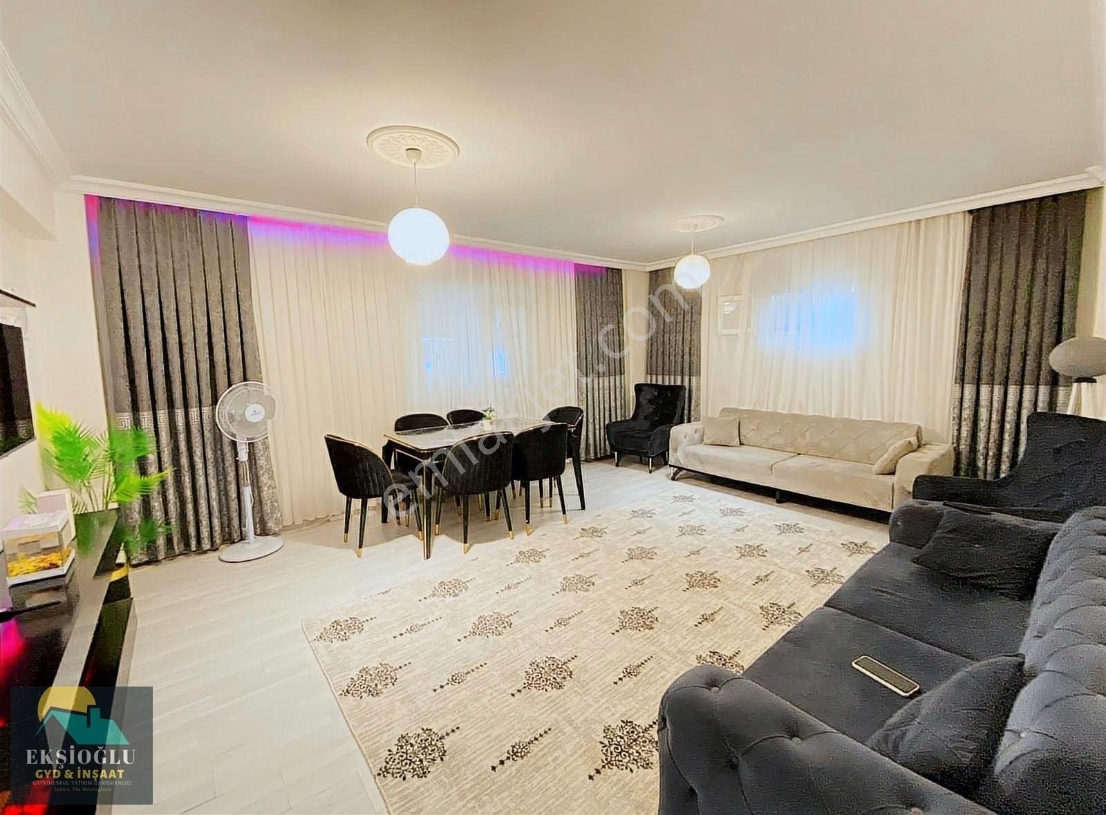 Çayırova Yeni Satılık Daire ÇAYIROVA'DA SATILIK CADDE'YE YAKIN KULLANIŞLI 2+1 90 m² DAİRE