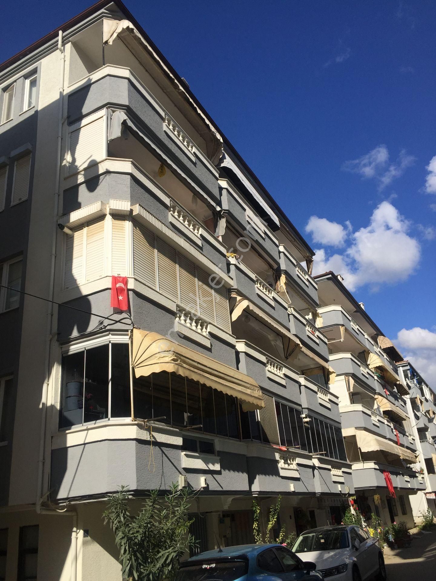 Gemlik Kumla Satılık Daire Bursa Gemlik Kumla'da Site İçinde Satılık Havuzlu 2+1 Daire