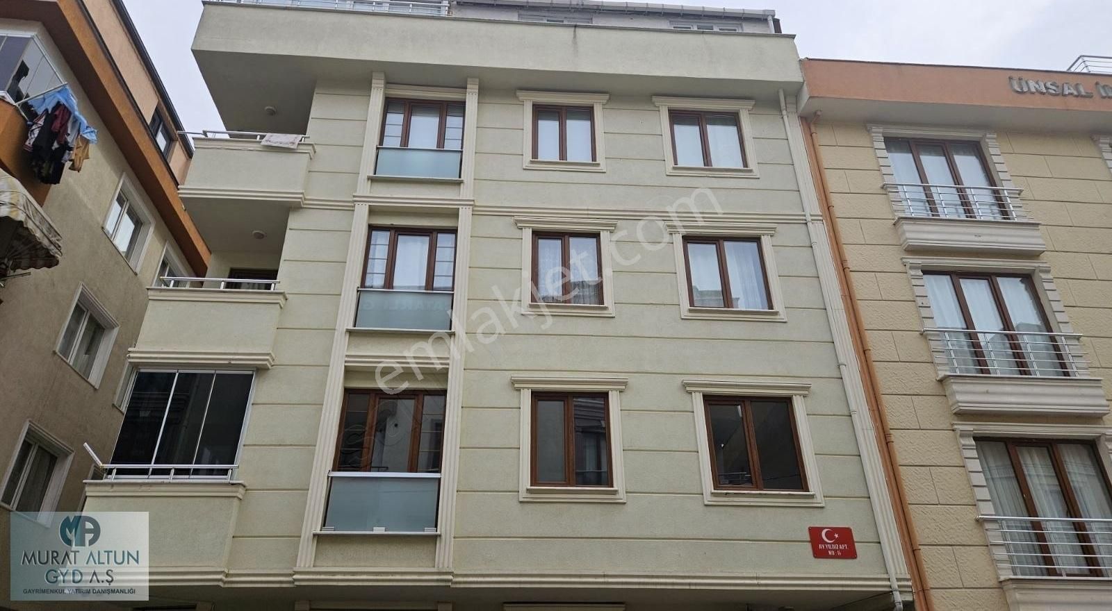 Çekmeköy Mimar Sinan Satılık Daire ÇEKMEKÖY MİMARSİNANDA AYRI MUTFAKLI BALKONLU ARAKAT 2+1 DAİRE