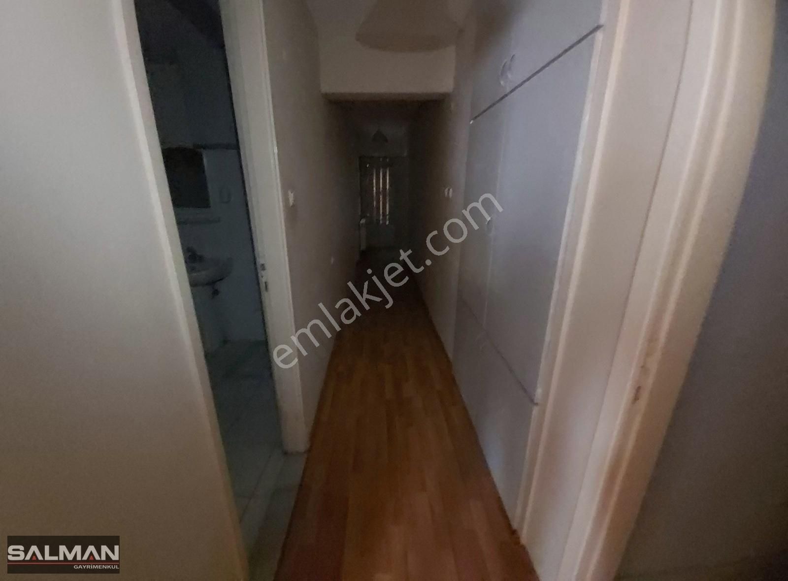 Bergama Ertuğrul Kiralık Daire Çamlı Park Karşısı Merkezi Konumda Kiralık 2+1 Doğalgazlı Daire