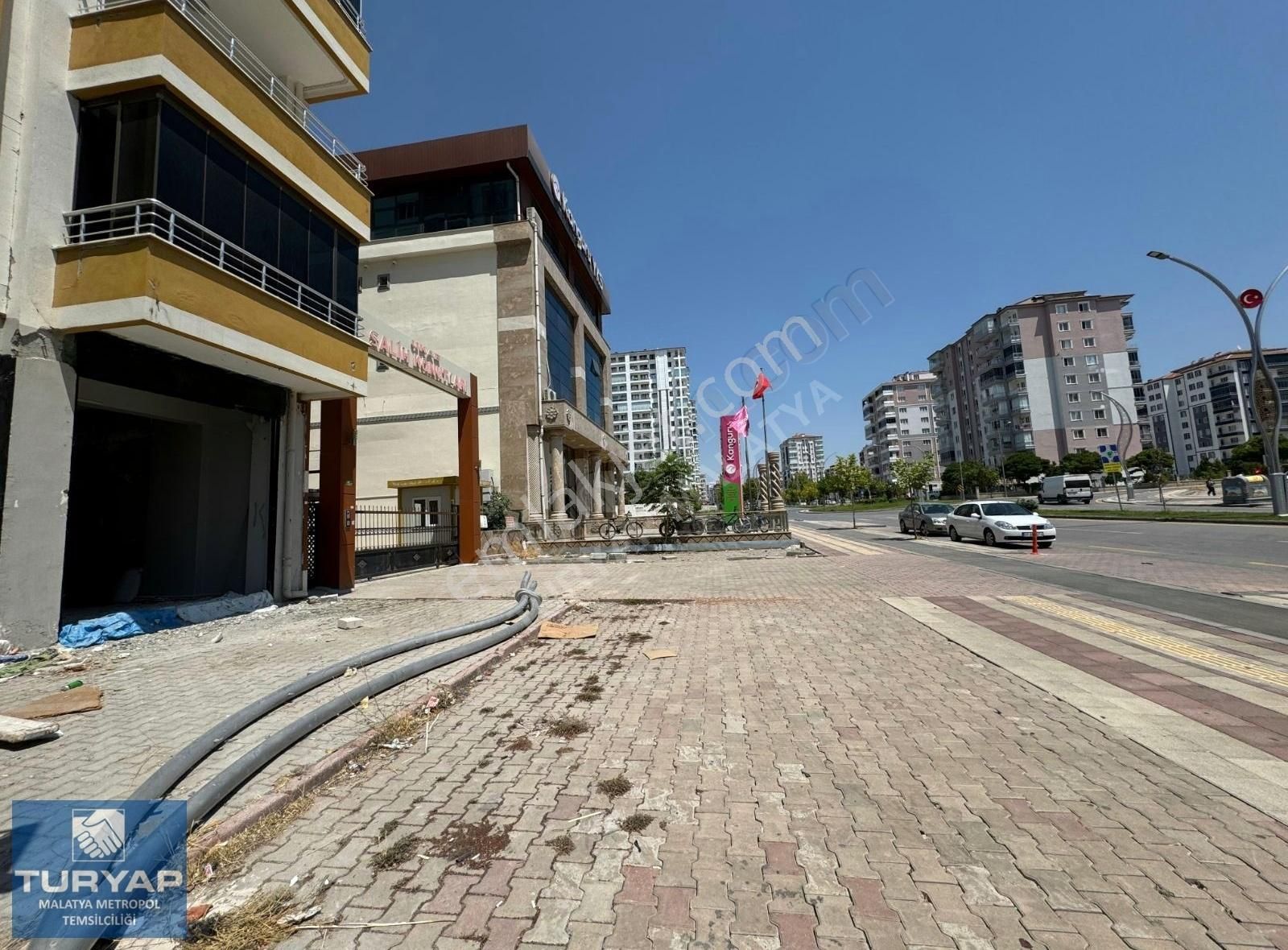 Yeşilyurt Tecde Kiralık Dükkan & Mağaza TURYAP METROPOL 'DEN KİRALIK DÜKKAN