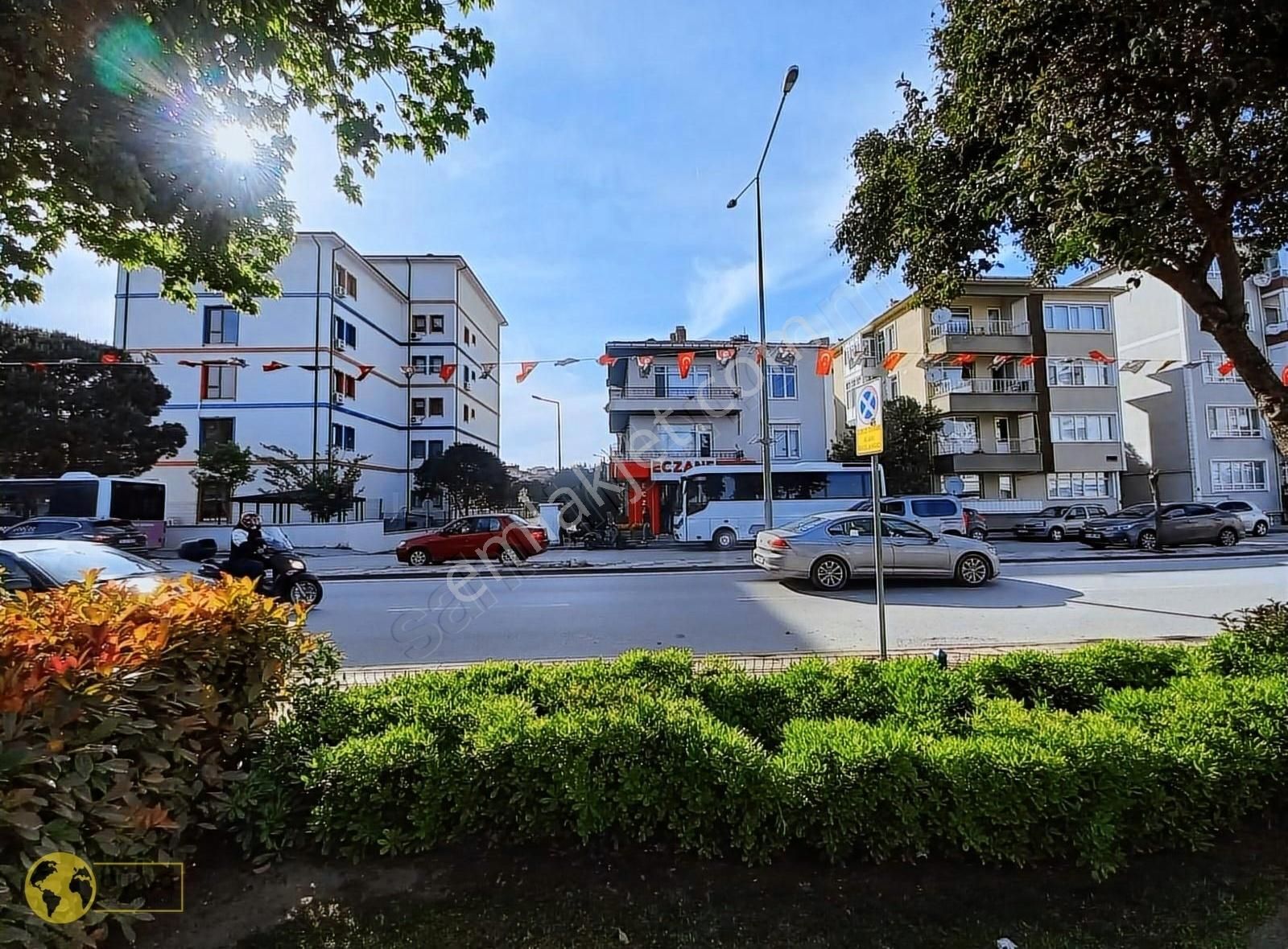 Çanakkale Merkez Cevat Paşa Kiralık Ofis ATATÜRK CAD ÜZERİNDE MERKEZ KONUM OTOPARKLI BAHÇELİ KİRALIK OFİS