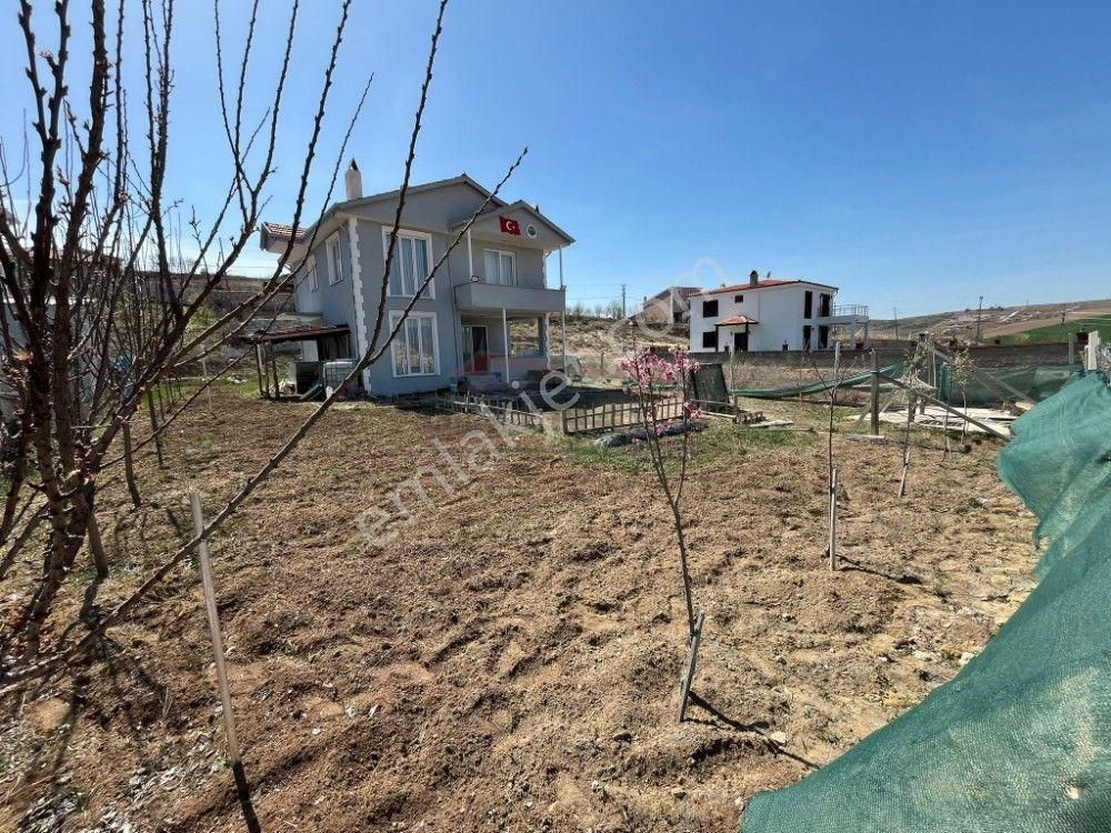 Çorum Merkez Sarmaşa Köyü Satılık Villa  GÜVENAY- OSMANCIK YOLU TEK TAPULU SATILIK HESAPLI VİLLA