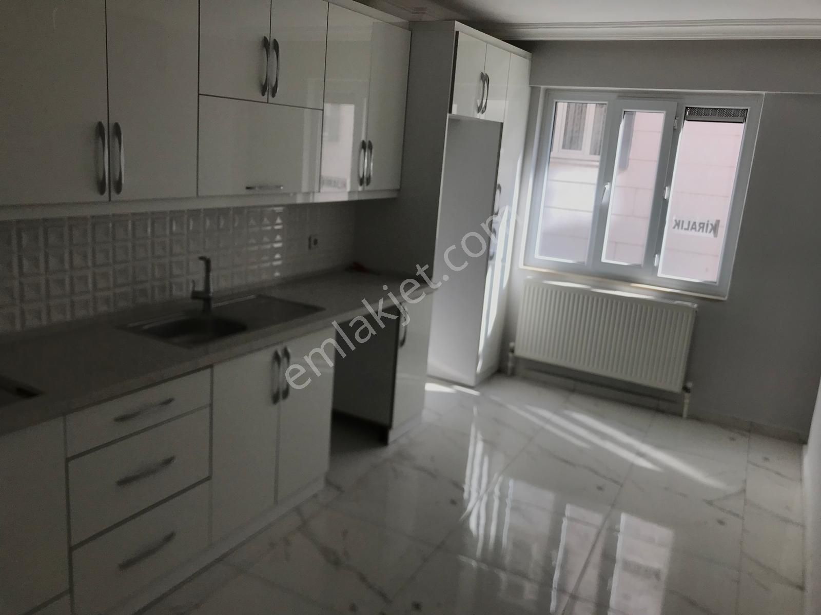 Akhisar Ragıp Bey Kiralık Daire Manisa Akhisar Efemden Hilaliye Üzerinde 3+1 145m2 Kiralık Daire