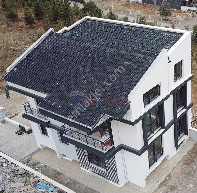 Gölbaşı Kızılcaşar Satılık Villa İNCEK' TEK YAPI'DA  SATILIK VİLLA