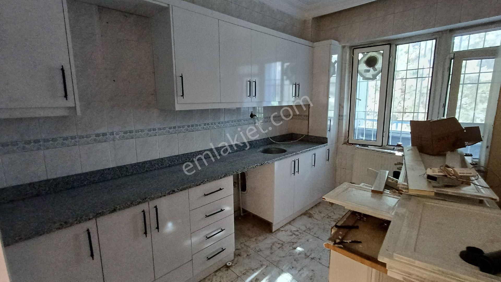 Şahinbey Binevler Kiralık Daire Binevler Akademi Hastanesi Arkasında Kiralık 3+1 Giriş Kat Daire