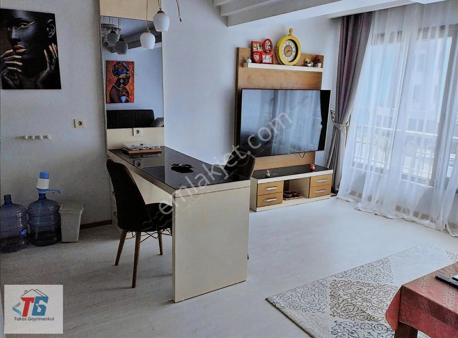 Muratpaşa Güzeloba Kiralık Daire Takas Gayrimenkul'den Güzeloba Mah 1+1 Eşyalı Kiralık Daire