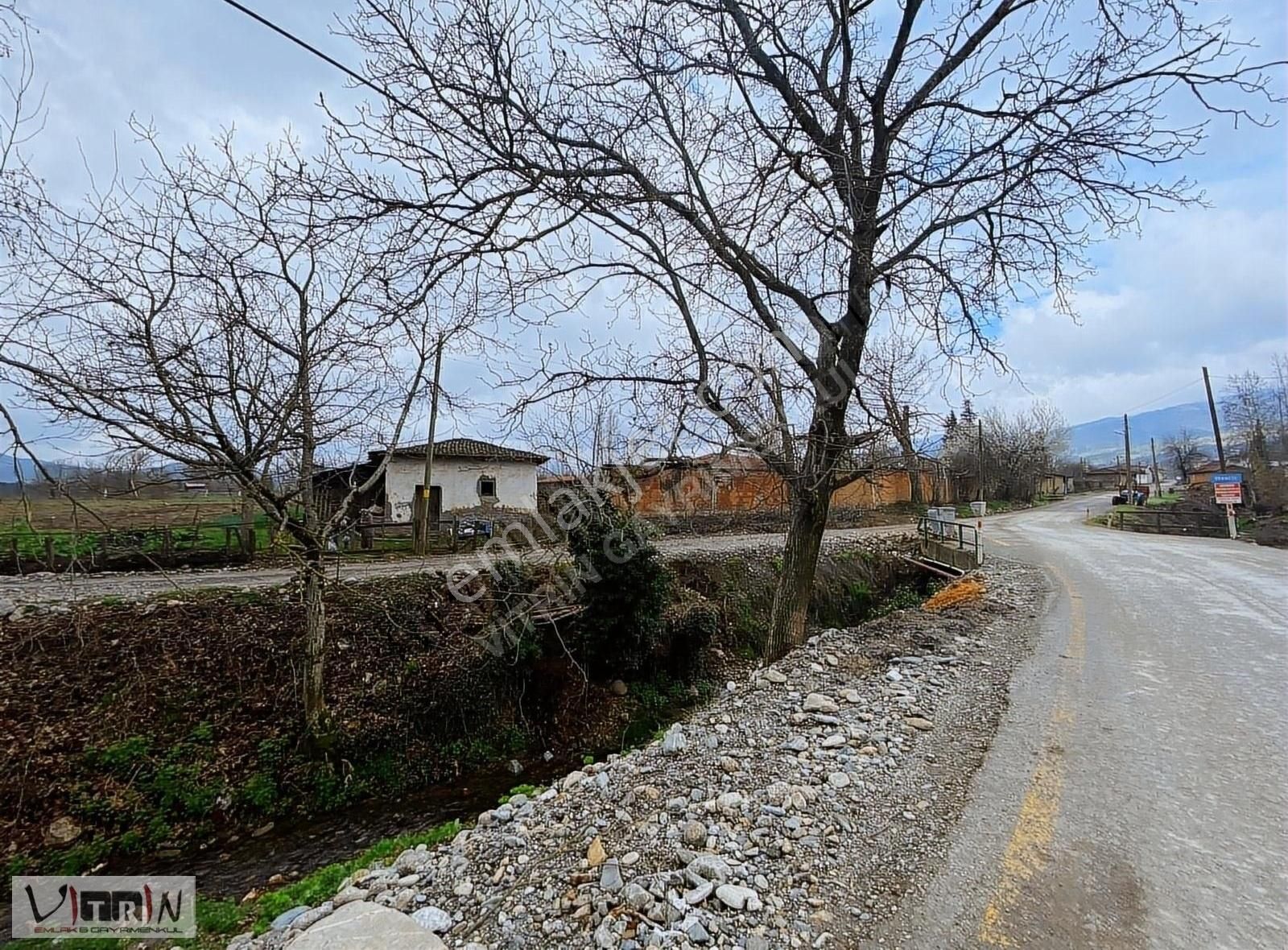 Yenice Örencik Köyü Satılık Konut İmarlı VİTRİNDEN ÖRENCİKTE YOL VE AKARSU CEPHELİ MUHTEŞEM ARSA