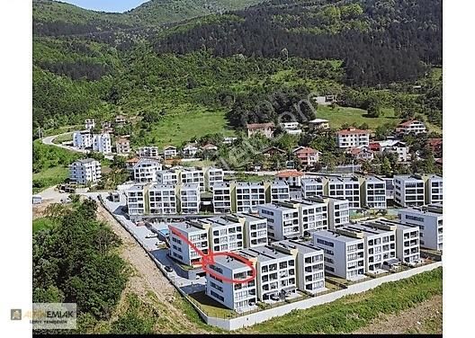 Başiskele Şehitekrem Satılık Daire ALTIN EMLAKTAN SEMTBAHÇECİKTE 3+1 SATILIK DAİRE