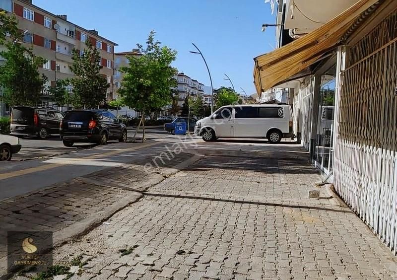 Bor Harım Satılık Dükkan & Mağaza YURTİÇİ GAYRİMENKUL SAKARYA CADDESİ ÜZERİ KÖŞEBAŞI 50m2 DÜKKAN