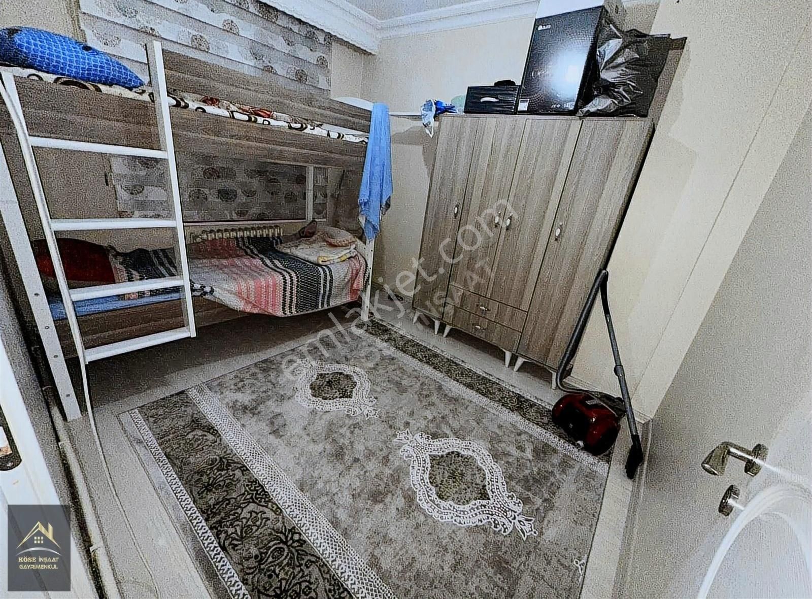 Sultangazi 50. Yıl Satılık Daire KÖSE İNŞ. 50.YILDA 140M² DEVASAL 3+1 MASRAFSIZ 2.KAT DAİRE