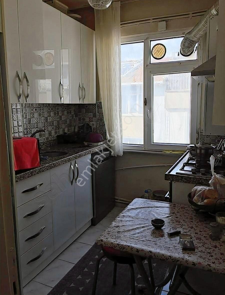 Güngören Akıncılar Satılık Daire AKINCILARDA SATILIK 2+1 4.KAT ACİL SATILIK DAİRE