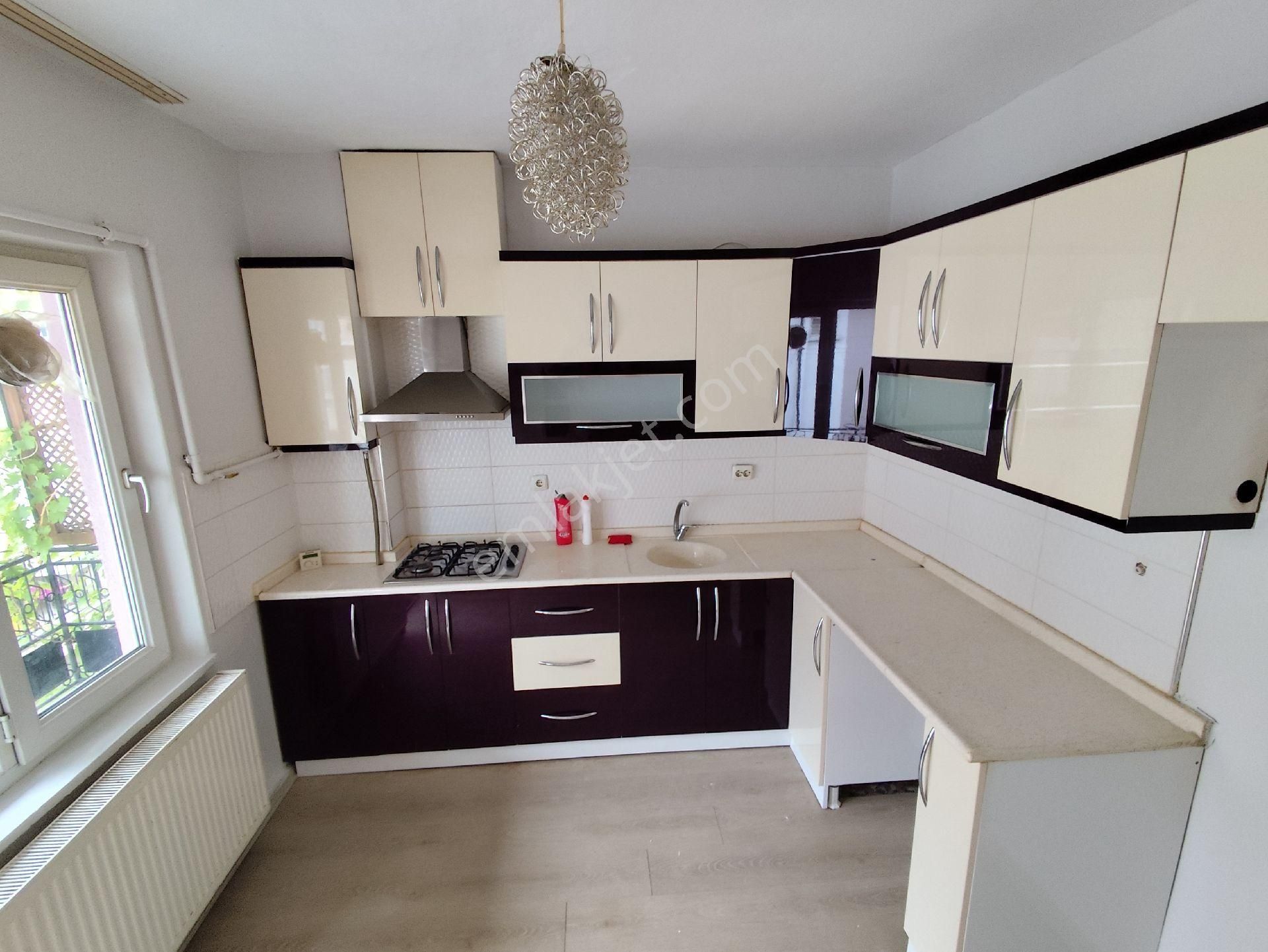 Balıkesir Altıeylül 2+1 Eşyasız Pırlantam Gayrim