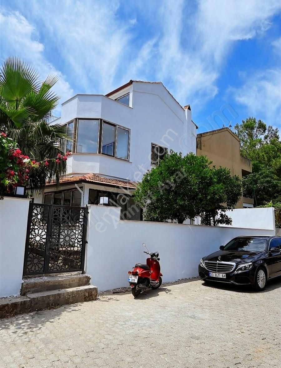 Marmaris Armutalan Satılık Villa MARMARİS ARMUTALAN'DA SATILIK MASRAFSIZ BİTİŞİK NİZAM VİLLA