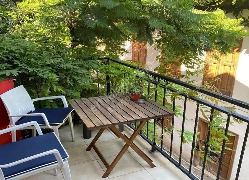 Marmaris Kemeraltı Kiralık Müstakil Ev Marmaris Kale İçinde 1+1 Eşyalı Kiralık Daire