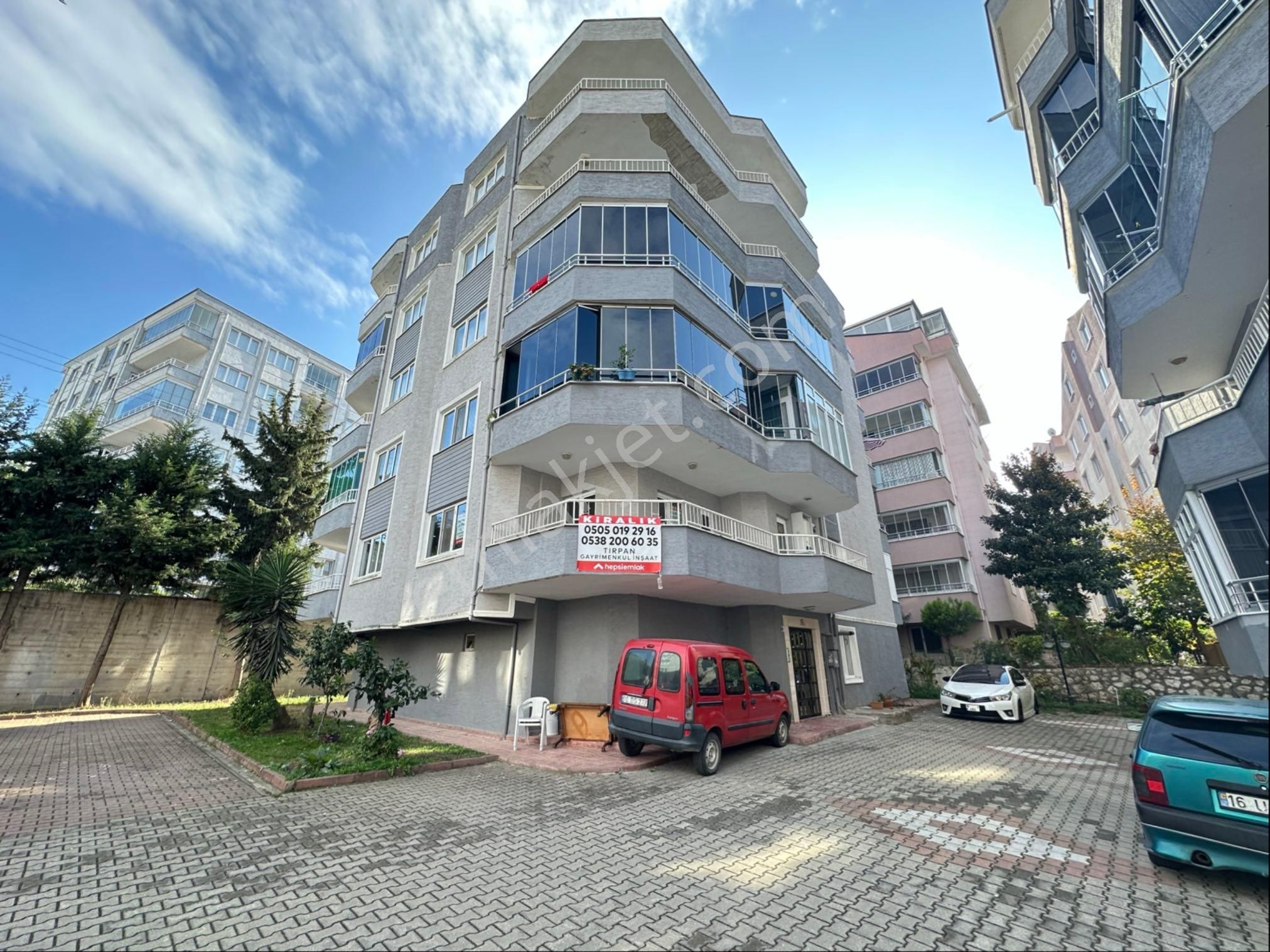 Mudanya Güzelyalı Eğitim Kiralık Daire TIRPAN GAYRİMENKULDEN EĞİTİM MAH. 3+1 150M2 SİTE İÇİ KİRALIK DAİRE