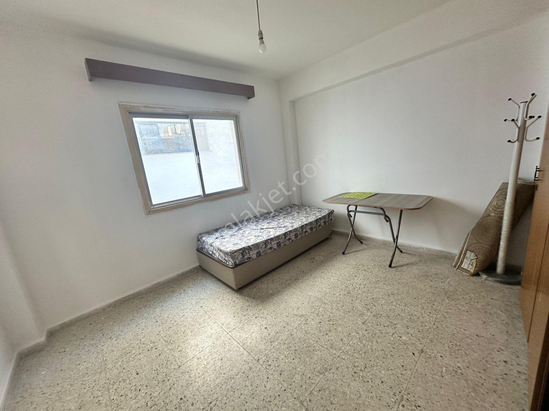 Kıbrıs Lefkoşa Ortaköyd E Satılık 3+1 Türk Malı Daire Yabancılar Alabilir - Görsel 5