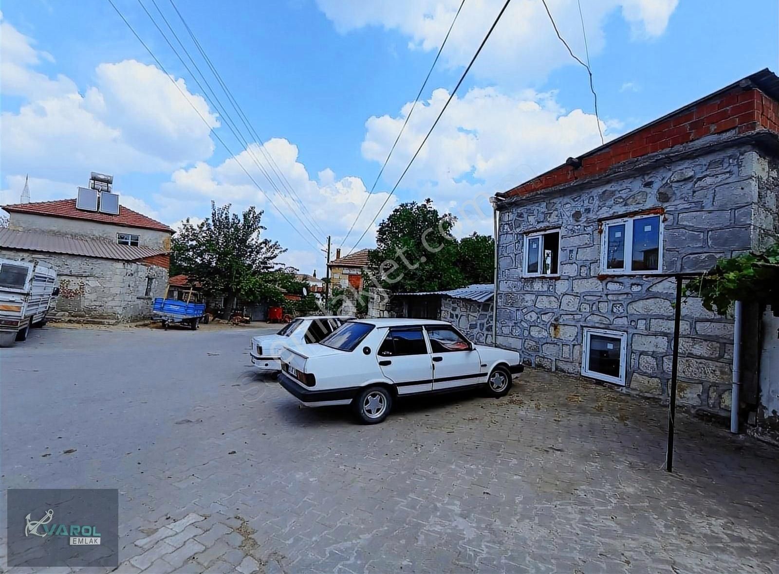 Çanakkale Ayvacık Sapanca Köyünde İki Katlı Taş Ev - Görsel 17