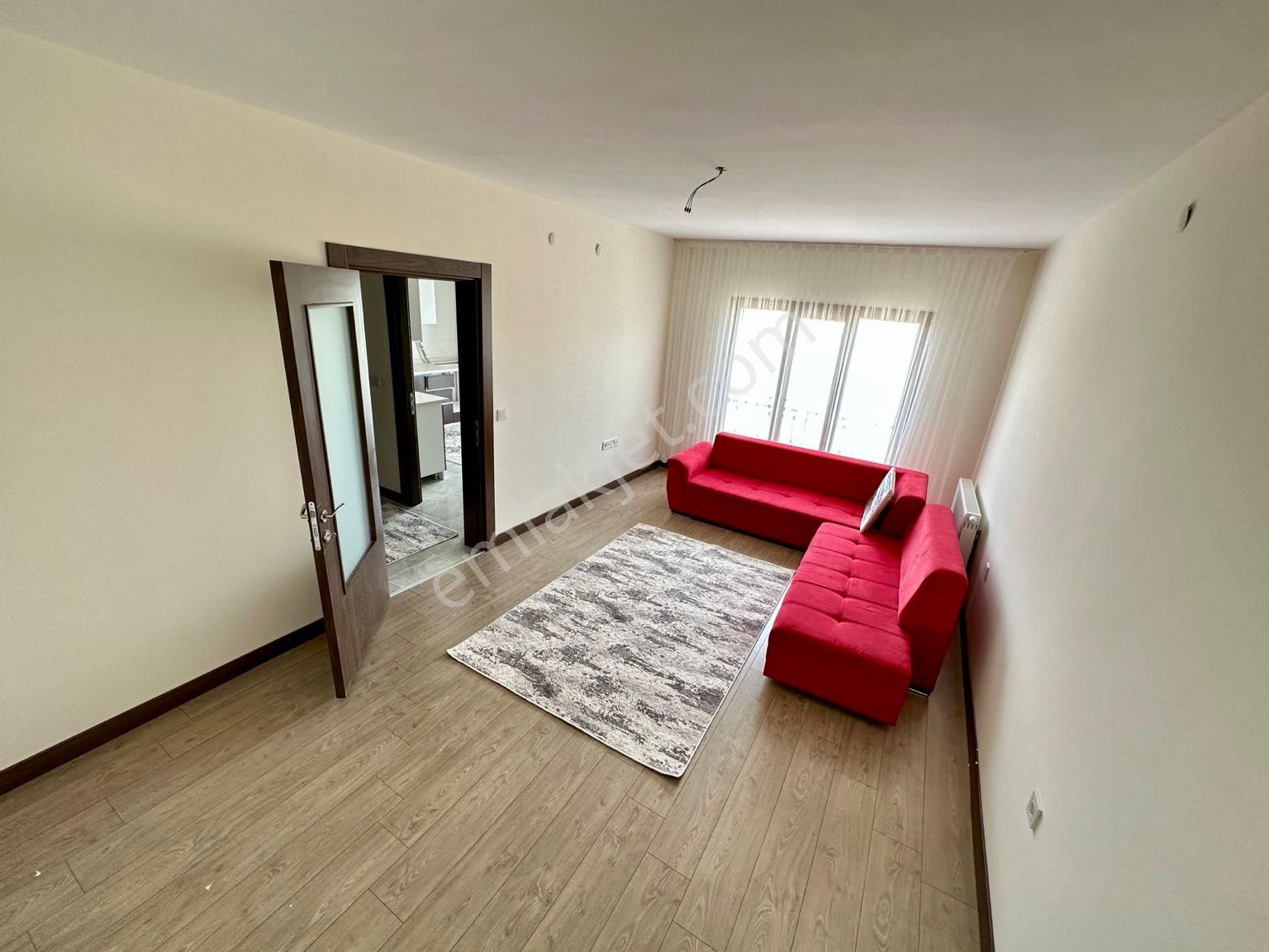 Kırşehir Merkez Kındam Satılık Daire EMLAKYUMDAN KINDAM YENİ TOKİDE ARA KAT 2+1 SATILIK DAİRE