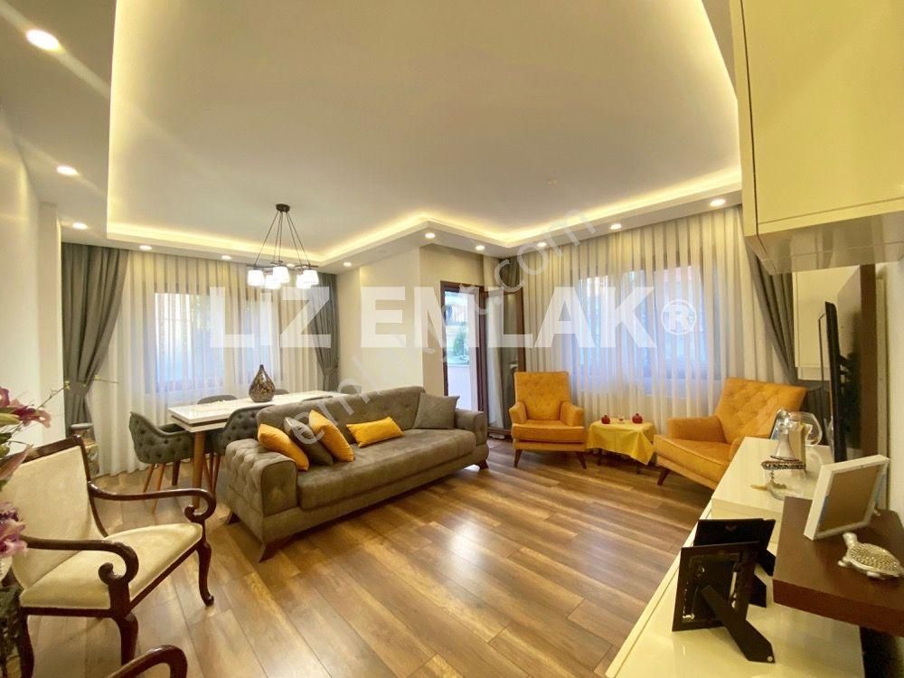 Kadıköy Kozyatağı Satılık Daire  KOZYATAĞI'NDA YATIRIMLIK 3+1 120 m2 BALKONLU SATILIK DAİRE