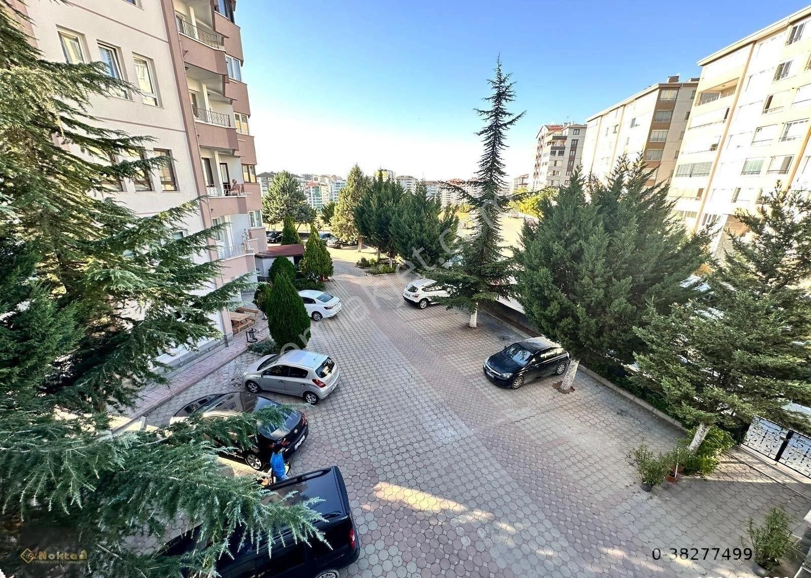 Etimesgut Ahi Mesut Satılık Daire ETİMESGUT AHİ MESUD MAHALLESİ 4+1//160m2 SİTE İÇİNDE PEYZAJLI