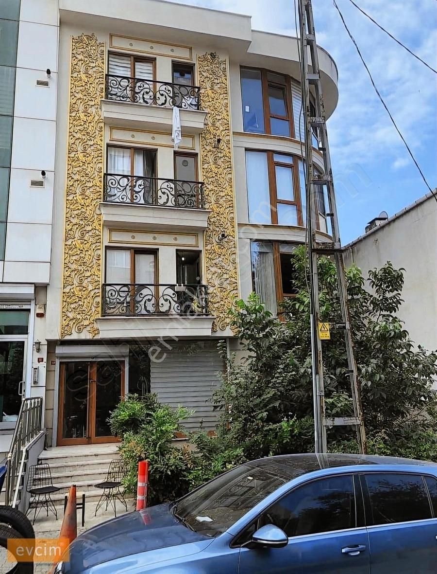 Ümraniye Çamlık Satılık Daire İKBAL CADDESİNDE 2+1 DAİRE