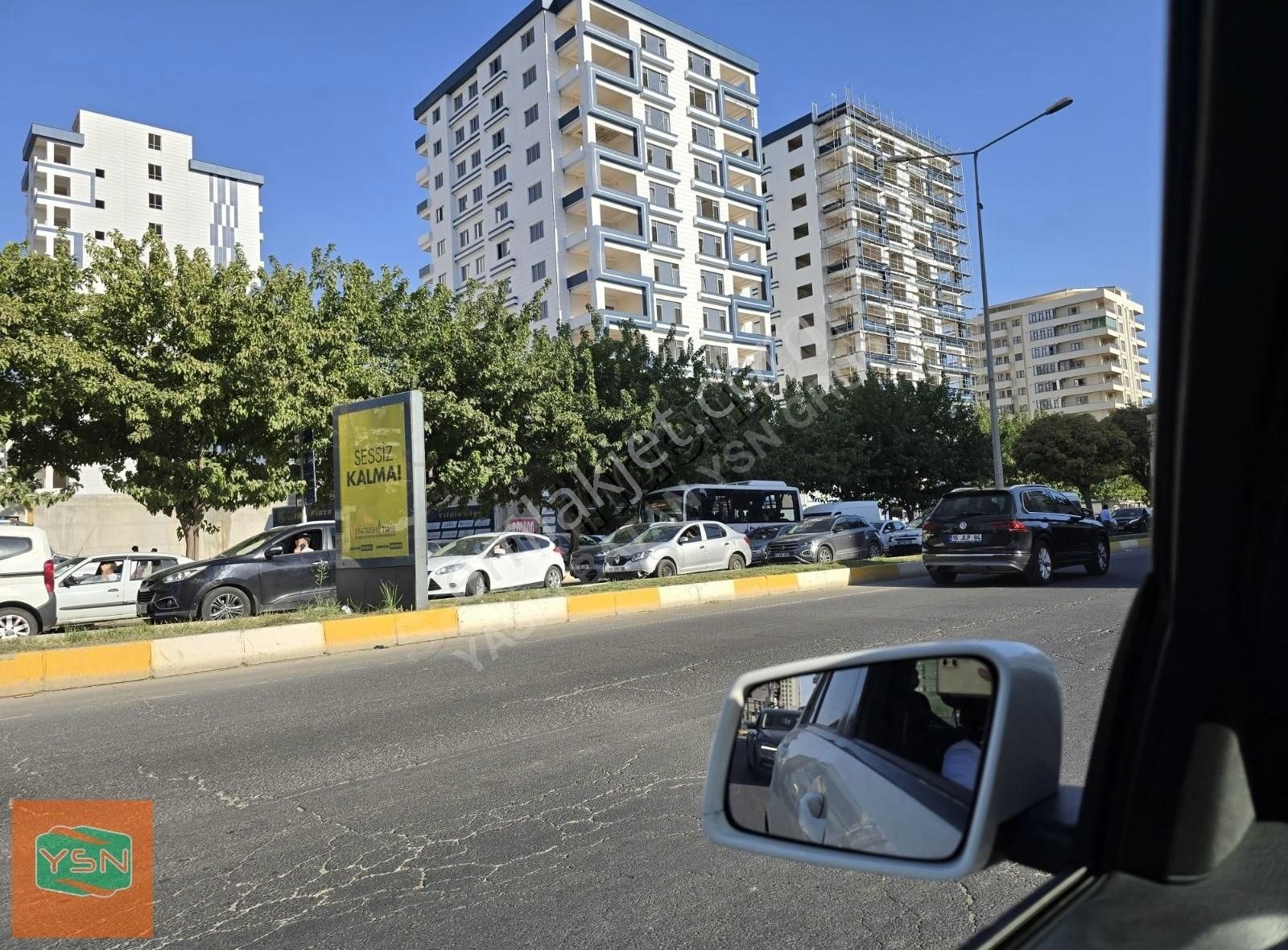 Karaköprü Şenevler Satılık Daire YASİN BATAN'dan MİLAS SİTESİNDE ARAKAT FIRSAT ÜRÜNÜ!