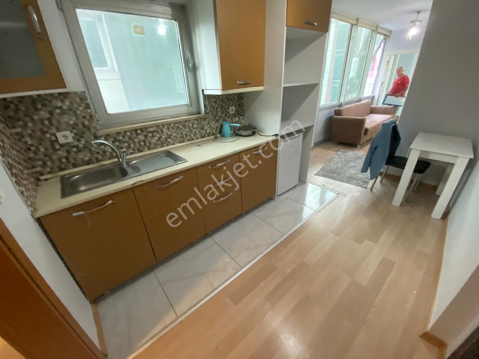 Beylikdüzü Yakuplu'da Metrobüs Yanı 45m2 Eşyalı Faturalar Dahil - Görsel 8