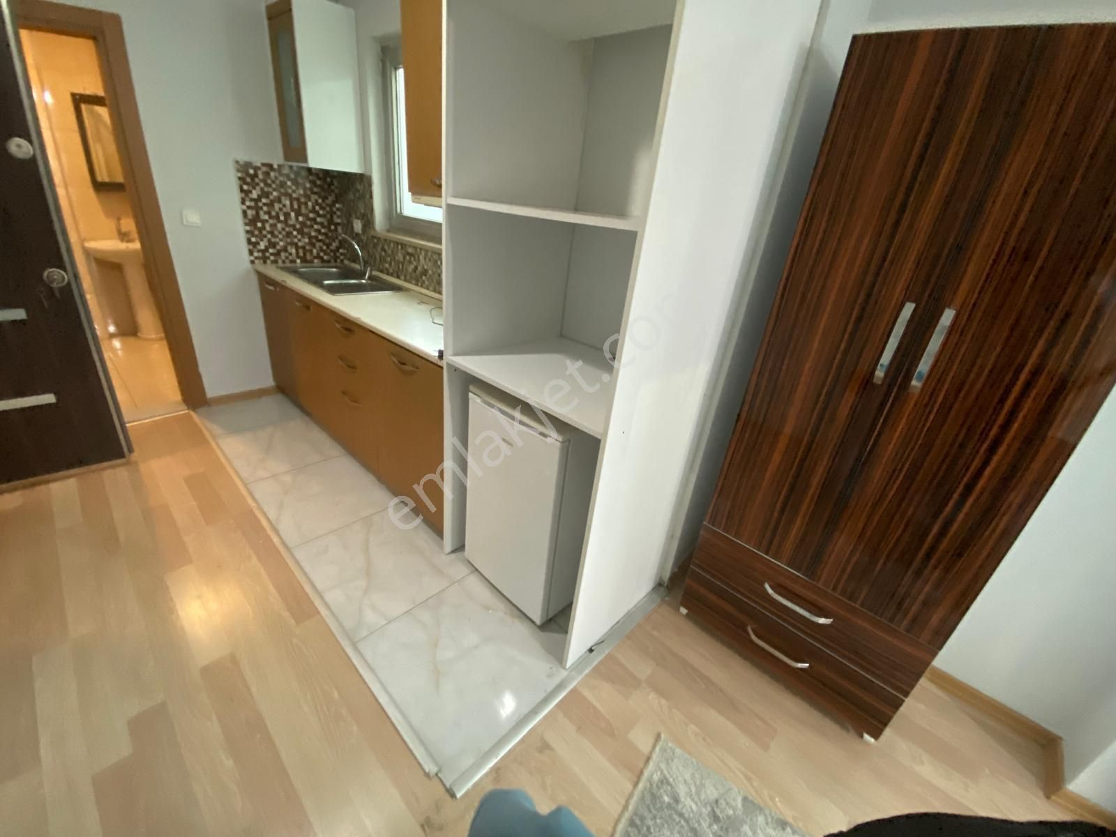 Beylikdüzü Yakuplu'da Metrobüs Yanı 45m2 Eşyalı Faturalar Dahil - Görsel 15