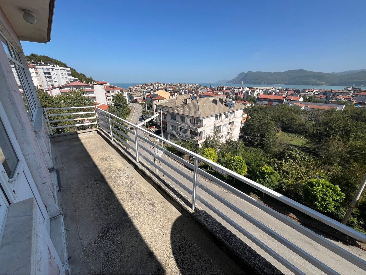 Bilgin Emlaktan Amasra Merkezde Deniz Manzaralı Geniş Satılık Daire - Görsel 17