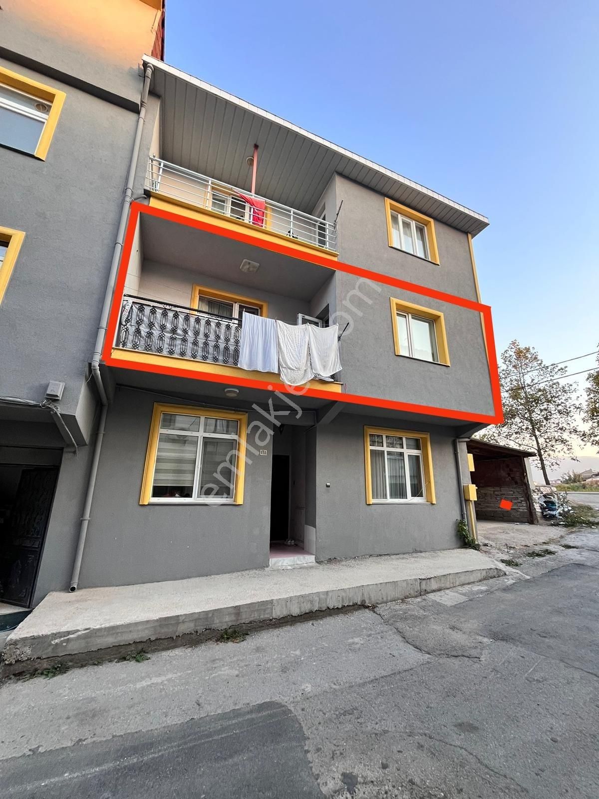 Osmangazi Panayır Satılık Daire  OSMANGAZİ PANAYIR MAHALLESİNDE 2+1 ARA KAT SATILIK DAİRE