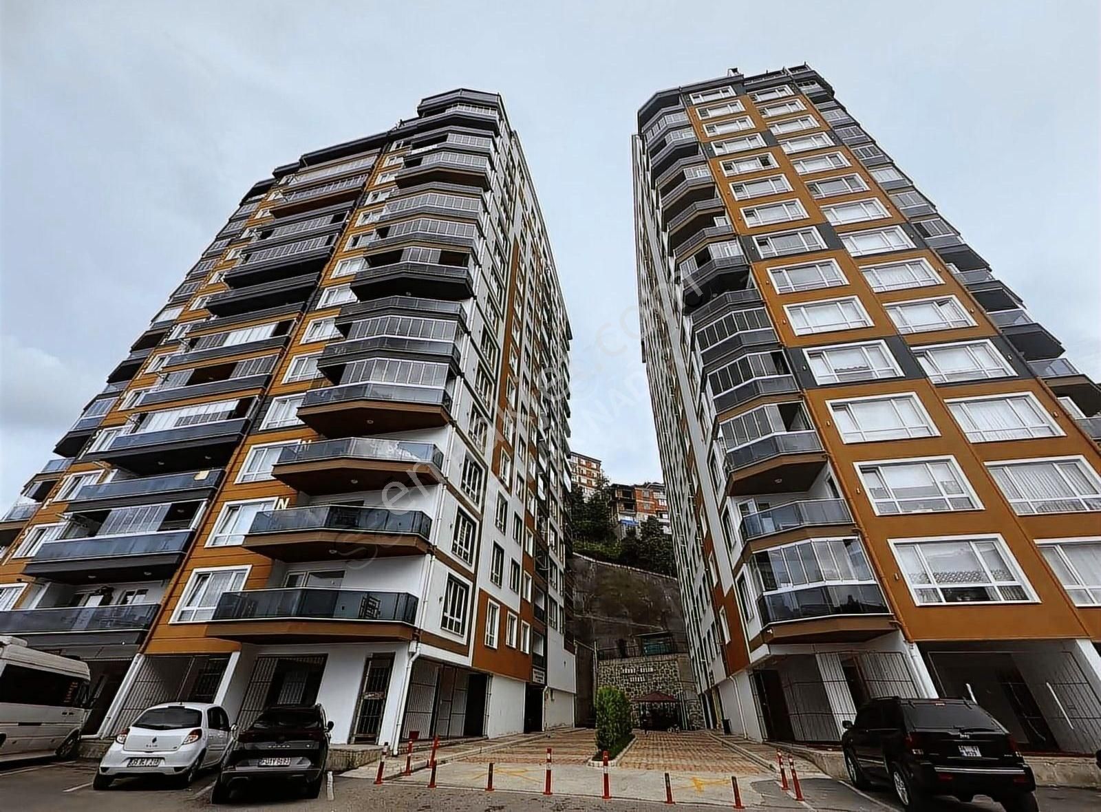 Giresun Merkez Çıtlakkale Satılık Daire REMAX NADİR'DEN ÇITLAKKALE MAHALLESİ 3+1 DAİRE