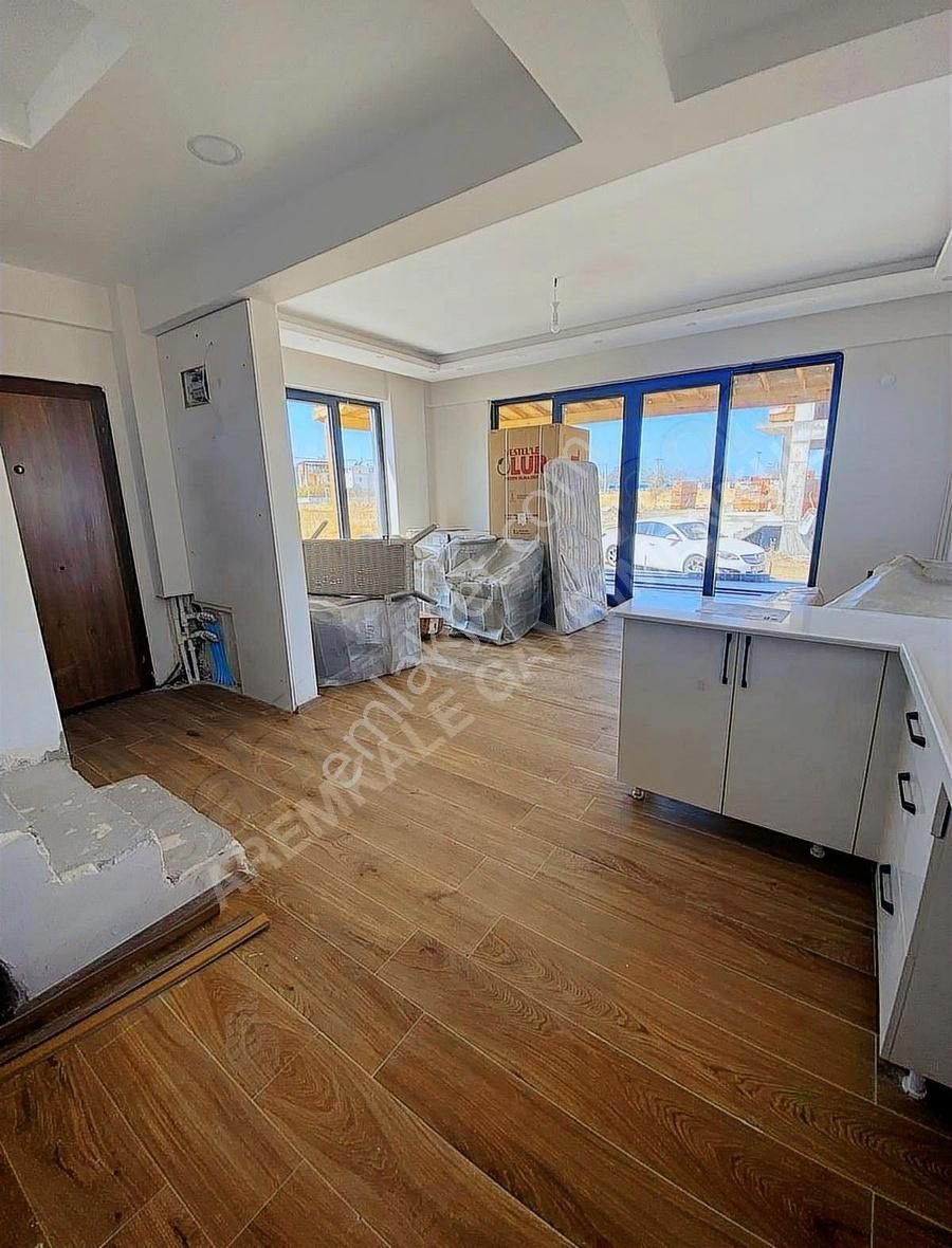 Ezine Geyikli Bld. (Cumhuriyet) Satılık Villa Çanakkale Geyikli De Satılık Lüks 4+1 Villa