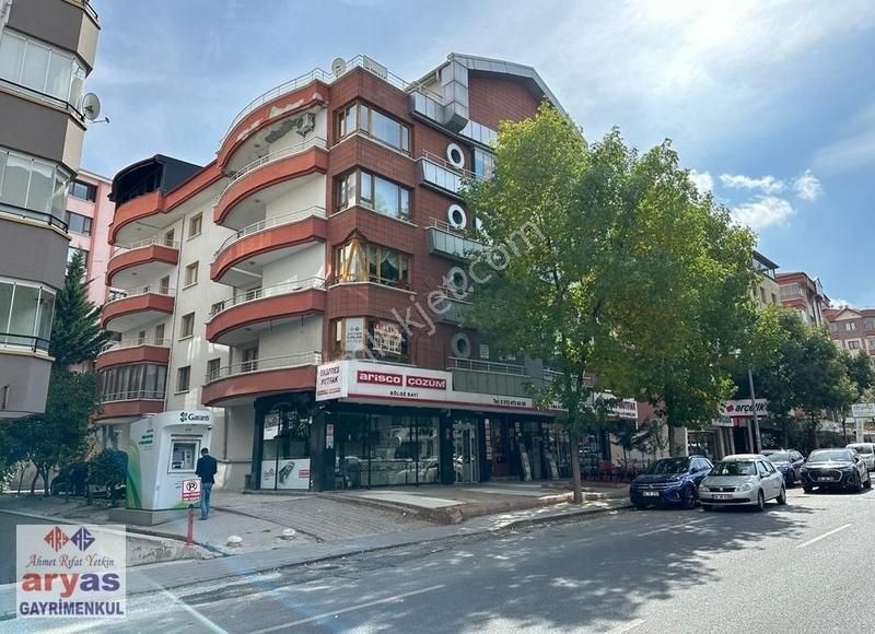 Çankaya Cevizlidere Kiralık Apartman Dairesi BALGAT CEVİZLİDERE CADDESİNDE İŞYERİ VE KONUTA KİRALIK 3+1