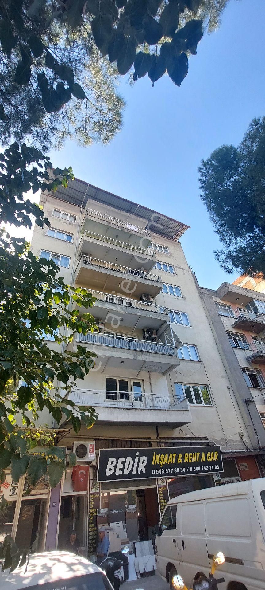 Nazilli Şirinevler Satılık Daire KONUT EMLAKTAN D.K.Y ÜZERİNDE SATILIK DAİRE 