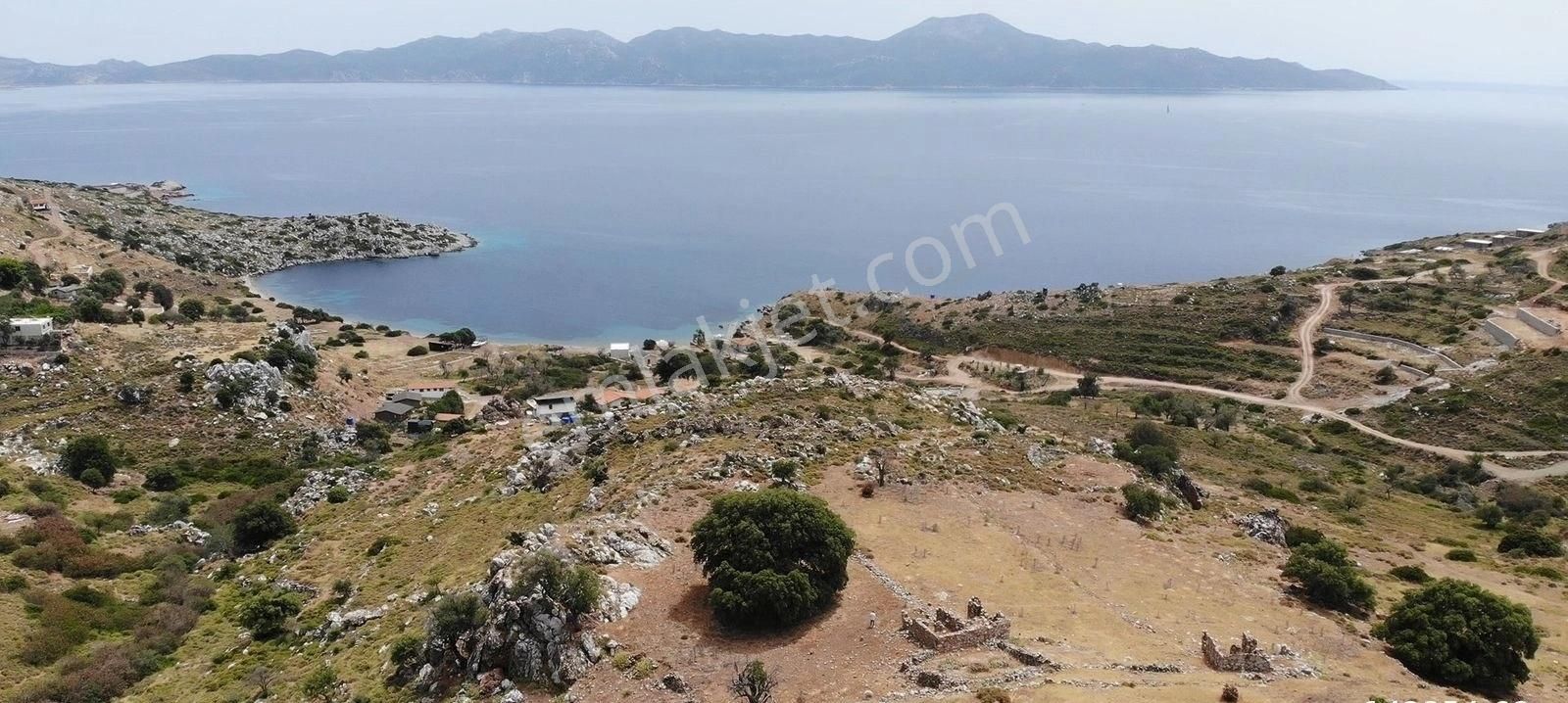 Marmaris Bozburun Satılık Tarla Muğla Marmaris Bozburun da 1664 m2 lik Satılık Arsa