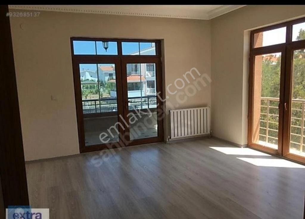 Gölbaşı Ballıkpınar Satılık Villa GÖLBAŞI YEŞİL VADİ SİT.  3000M2 ARSA 1034M2 KULLANIM ALANI SATILIK 2 ADET VİLLA...