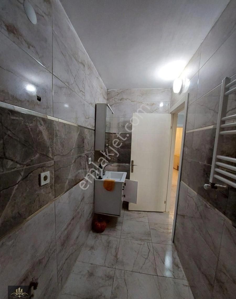 Eyüpsultan Çırçır Kiralık Daire EYÜPSULTAN GÜZELTEPE MAH 1+1 MERKEZİ GENÇ BİNADA