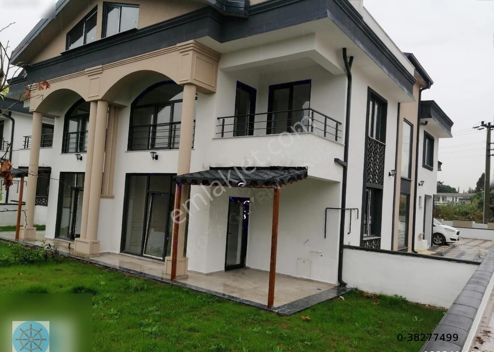 Altınova Kaytazdere Bld. (Merkez) Satılık Villa YALOVA KAYTAZDERE SIFIR SİTE İÇİ HAVUZLU TRİPLEKS VİLLLA