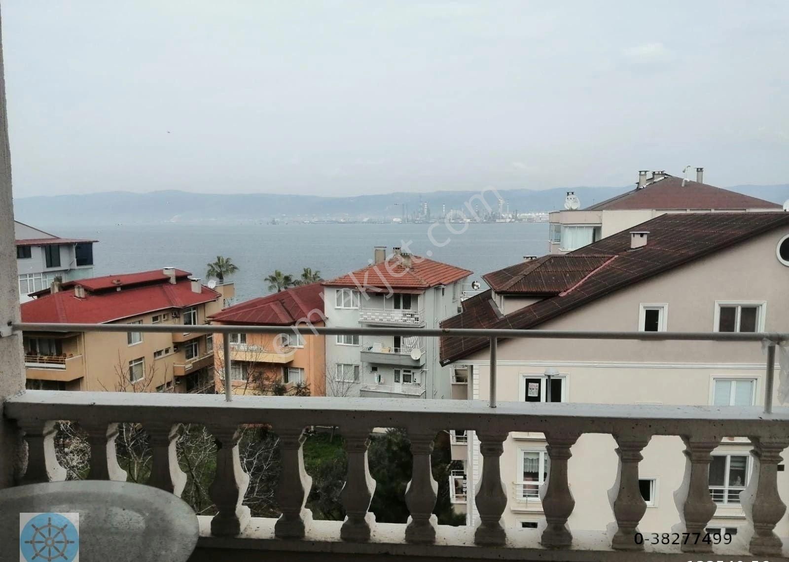 Gölcük Değirmendere Yalı Satılık Daire Değirmendere Merkez Panoramik Manzaralı Daire 3+1