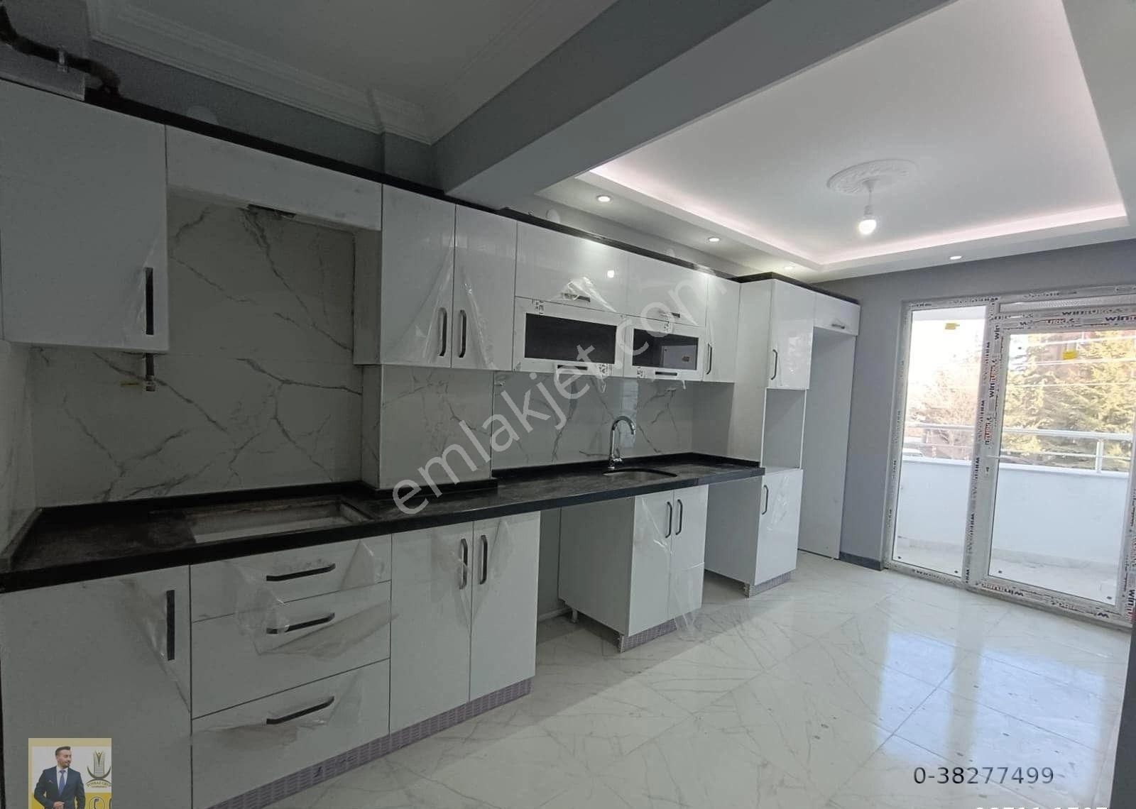 Odunpazarı 71 Evler Satılık Daire POYRAZ EMLAK'TAN 71 EVLER MAHALLESİ’NDE KAFKAS CADDESİ ÜZERİ 3+1 130 m² SATILIK DAİRELER