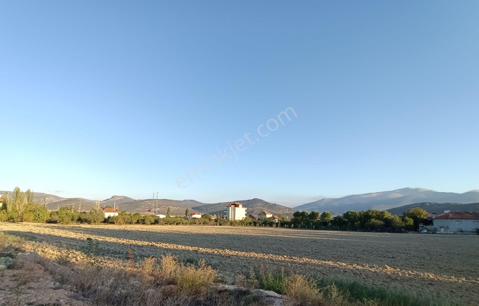 Korkuteli Yazır Satılık Konut İmarlı ANTALYA KORKUTELİ YAZIRDA KÖY İÇİNDE, SATILIK İMARLI ARSA