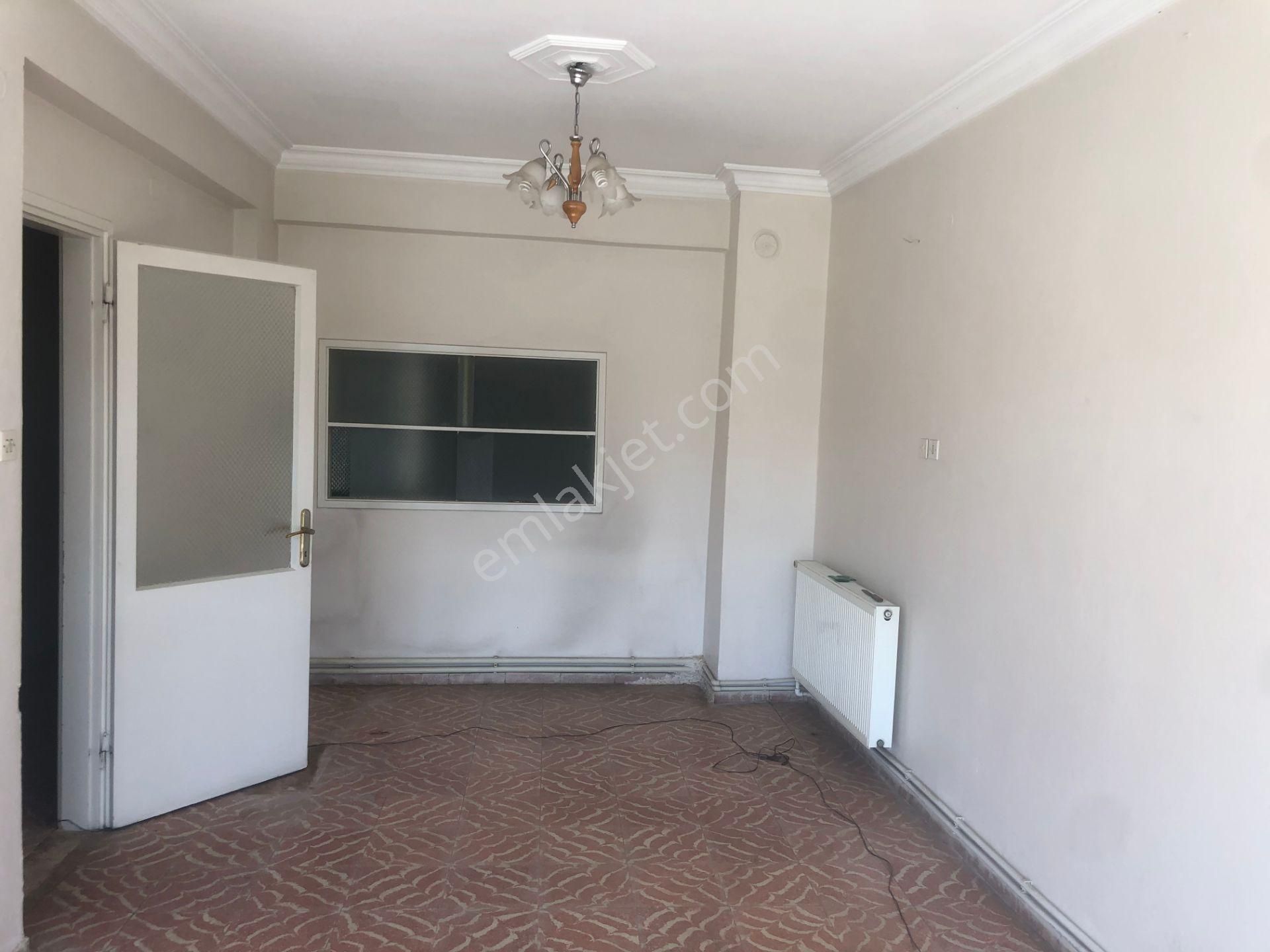 Salihli Mithatpaşa Satılık Daire Salihlide Satılık daire 3203