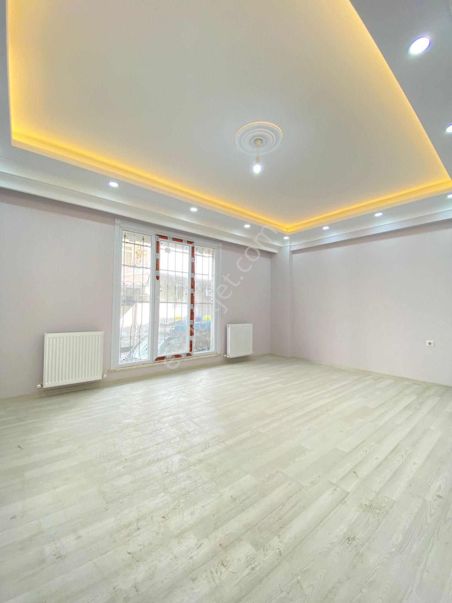 Esenler Davutpaşa Satılık Daire  TÜRKİYE EMLAK DAVUTPAŞA MAH 2+1 KREDİLİ Y.GİRİŞ 100m2 DAİRE KOD 2471